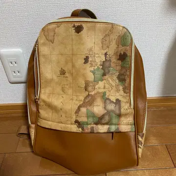 Giles N Brooks 지도 도안 백팩