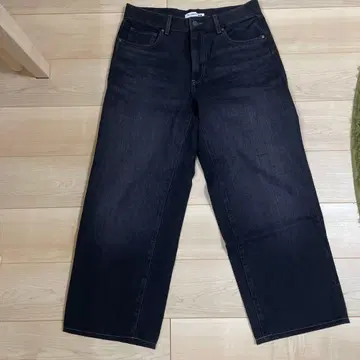 UNIQLO JW ANDERSON 와이드 핏 청바지 32인치