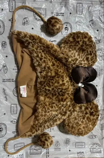 레오파드 무늬 팬캡