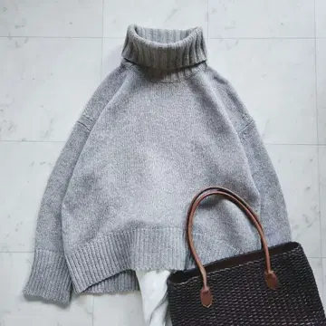 새상품급 갤러리 바이 파인 울 터틀넥 100% 라이트 그레이