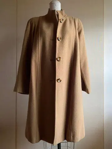 카멜 울 스탠드 카라 코트