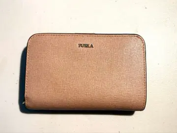 FURLA 베이지 접이식 지갑
