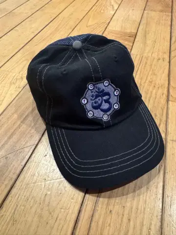 bronze 캡 스케이터