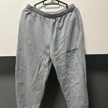 그레이 맨투맨 조거 팬츠 로고