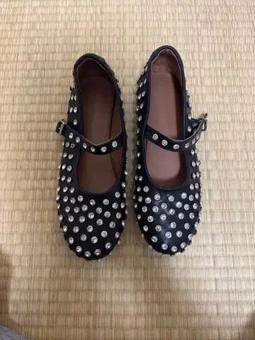 여성용 스터드 장식 블랙 멜리 제인 슈즈