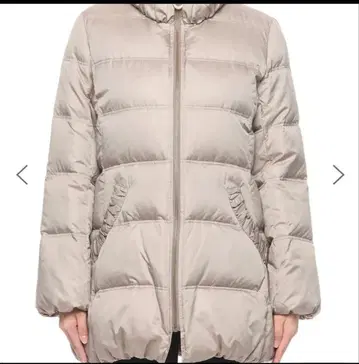 정가 5만 미사용 새상품 여성용 다운 자켓 베이지 블랙 새상품