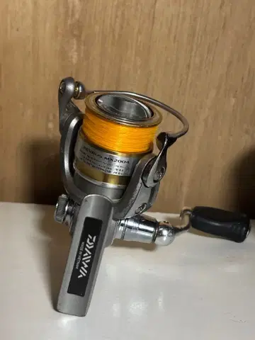 DAIWA NEO 2004 스피닝 릴
