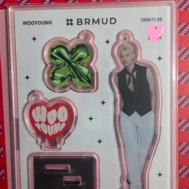 에이티즈 우영 미개봉 아크릴 스탠드 키링