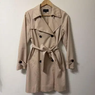 [ 새상품급 ] QUEENS COURT 베이지 트렌치코트 M