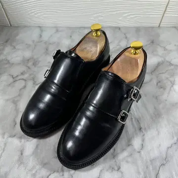 LOWRYS FARM 블랙 더블 몽크 스트랩 22.5cm 상당