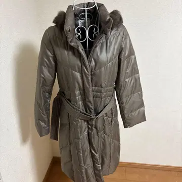 GRADE 후드 부착 다크 브라운 다운 자켓