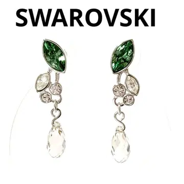 새상품급 스와로브스키 박스 포함 드롭 귀걸이 그린 실버 레어