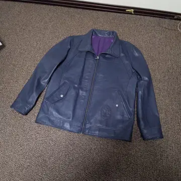 새상품급 까스텔바작 가죽 블루종