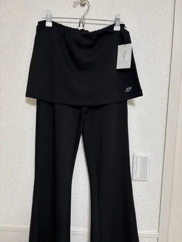 스먄 레이어드 플레어 팬츠 블랙