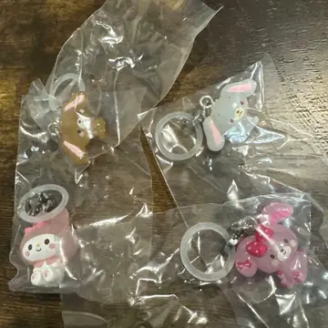 유루토 메지루시 액세서리 산리오