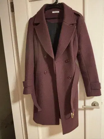 와인 레드 더블 브레스트 롱 코트