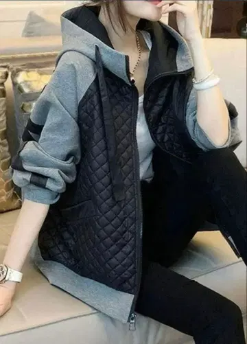 그레이 블랙 후드 부착 후드티