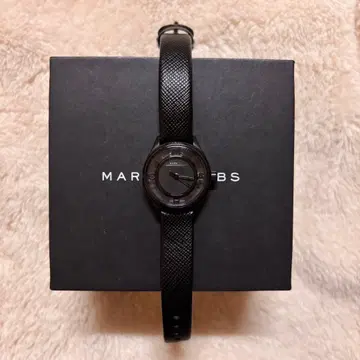 [ MARC JACOBS ] 블랙 손목시계