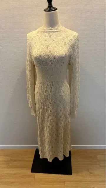 MOUSSY 아이보리 원피스 긴팔