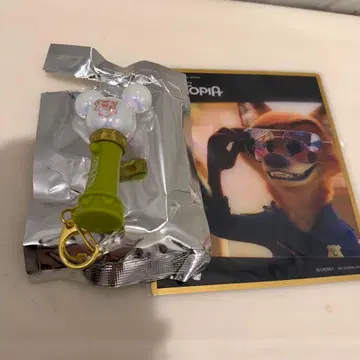 주토피아 닉 클리어 색지 응원봉 키체인