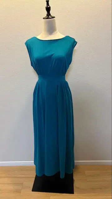 MOUSSY 터콰이즈 슬리브리스 원피스