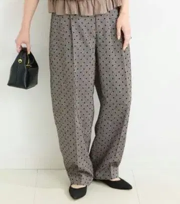 [ 미사용 ] B.C STOCK 트윌 도트 형태 팬츠