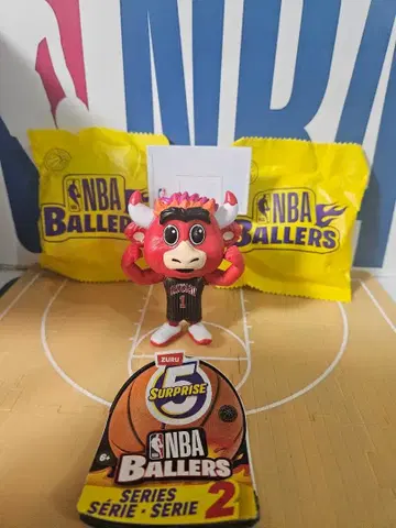 NBA Ballers 2 불스 베니 마스코트 피규어