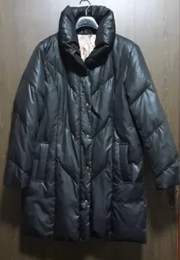 [ 미사용 ] 여성용 다운 점퍼 아우터 M 사이즈 점퍼