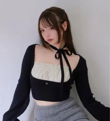 andmary Mew frill tops