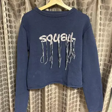 LAGUA GEM 네이비 크롭 니트