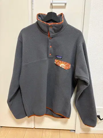 [ 새상품급 ] patagonia 신틸라 스냅 t 플리스 사이즈 S
