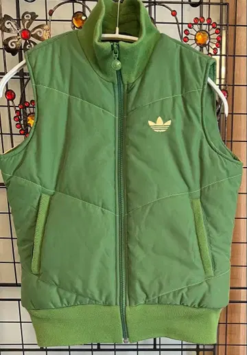 아디다스 adidas 충전솜 베스트 트레포일 로고 자수 만국기 택 그린