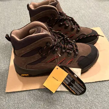 Vibram 하이컷 하이킹 슈즈 브라운