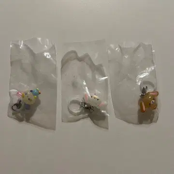 산리오 윳토메지루시 액세서리 우사하나 시로 우사 쿠로 우사 가챠