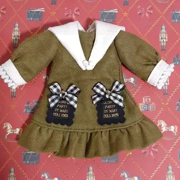 네오 브라이스 인기 작가님 작품 아웃핏 중고품