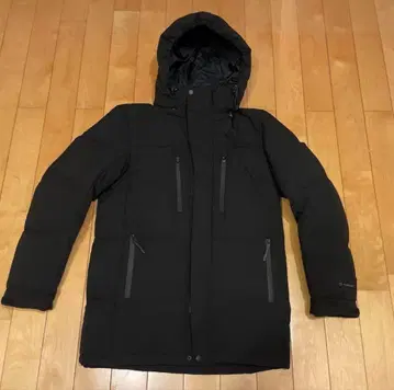 워크맨 x shelter GIGA PUFF 다운 자켓 M