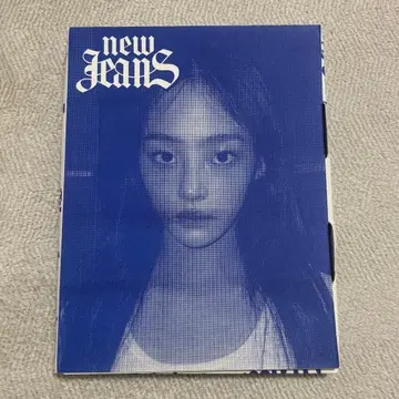 NewJeans 1st EP Bluebook ver. 민지