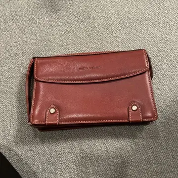 브라운 가죽 클러치백