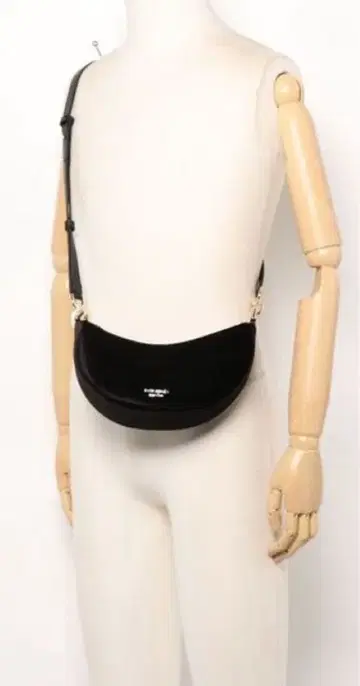 케이트 스페이드 블랙 하프문 핸드백