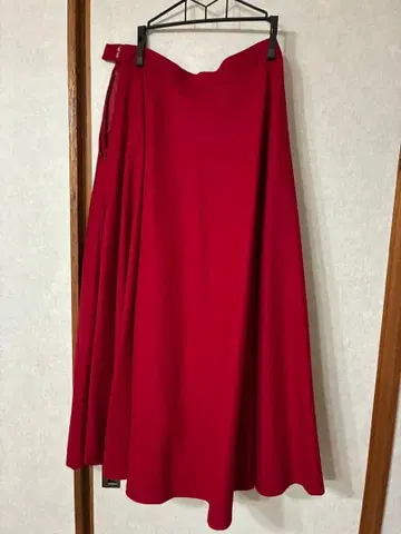 [ UNITED ARROWS ] 빨간색 롱 스커트/사이즈 36