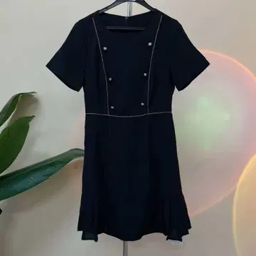 블랙 반팔 원피스 프릴 밑단