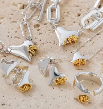 LAPUIS 코일 하트 목걸이 여성용