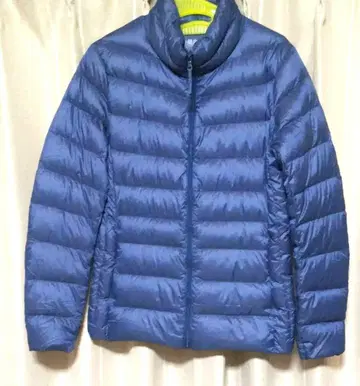 유니클로 가볍고 따뜻한 울트라 라이트 다운 자켓 블루 L 사이즈