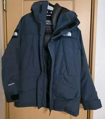 THE NORTH FACE 고어텍스 다운 다크 네이비 사이즈 M
