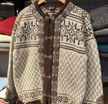 Dale of Norway 가디건 브라운