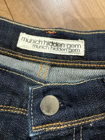 뮤닉 데님 네이비 스트레이트 스트레치 그레디 브릴리언트