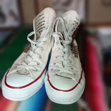 스터드 장식 아이보리 컨버스 커스텀