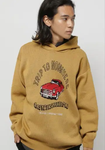니코앤드 TRIP TO NOWHERE 자동차 자수 후드티 머스타드