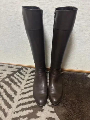 Pitti 다크 브라운 가죽 롱 부츠