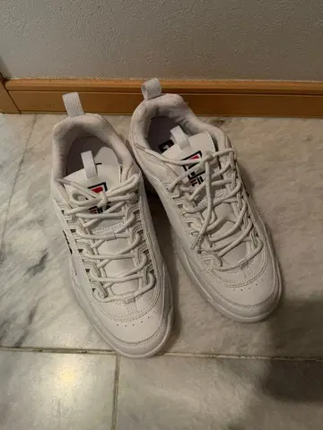 FILA 화이트 스니커즈 통굽